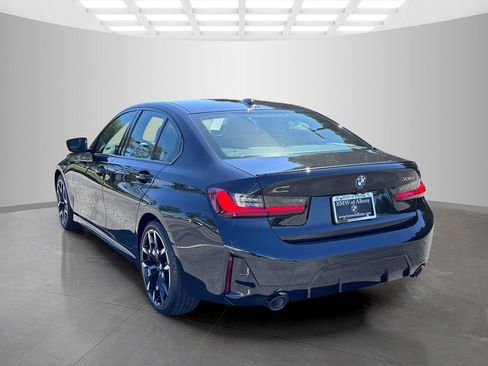 New 2026 BMW 330i Sedan w/ M Sport Package RWD image 4