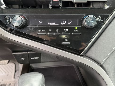 Used 2023 Toyota Camry SE FWD image 27
