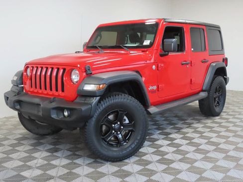 Used 2019 Jeep Wrangler Unlimited Sport S AWD/4WD image 1