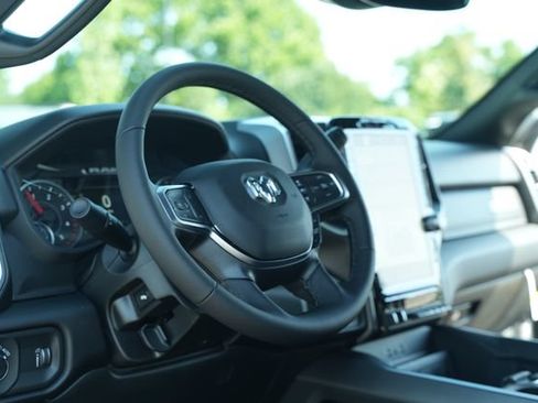 New 2026 RAM 2500 Big Horn AWD/4WD image 24