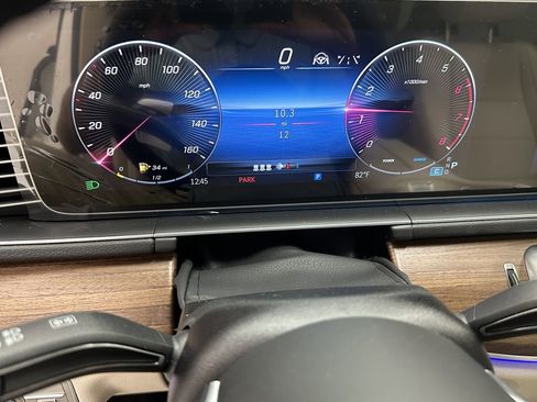 New 2026 Mercedes-Benz GLE 450 4MATIC image 32