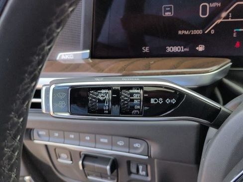 Used 2025 Cadillac Escalade Sport Platinum AWD/4WD image 27
