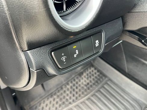 Certified 2023 Kia Forte LXS w/ LXS Technology Package image 19