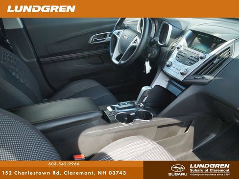 Used 2015 Chevrolet Equinox LT w/ Driver Convenience Package AWD/4WD image 9