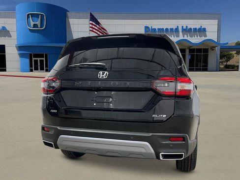 New 2025 Honda Pilot Elite image 4