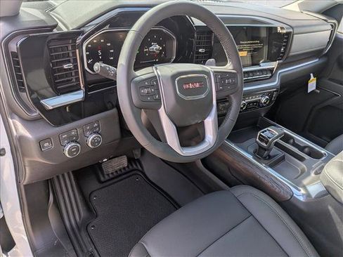New 2026 GMC Sierra 1500 SLT w/ SLT Premium Package image 3