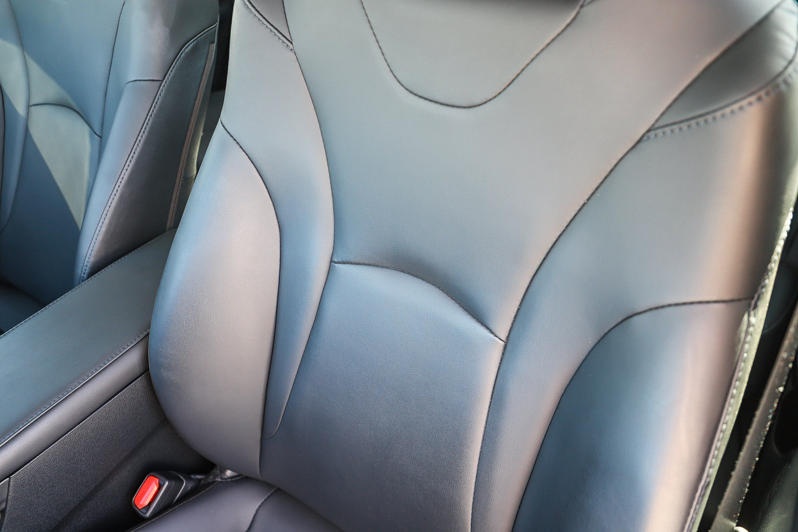 Certified 2022 Toyota Prius FWD image 24