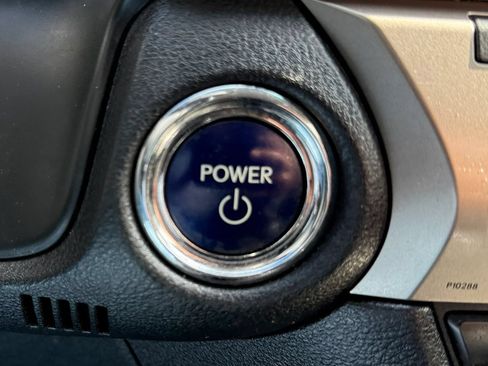 Used 2013 Lexus ES 300h w/ Luxury Pkg FWD image 21