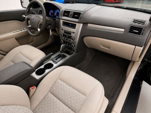 Used 2011 Ford Fusion SE w/ 202A Rapid Spec Order Code FWD image 7