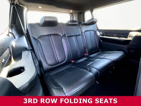 Used 2024 Jeep Wagoneer L Series II w/ Flexible Seating Group AWD/4WD image 26