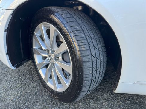 Used 2012 Lexus LS 460 AWD image 40