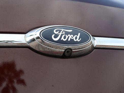 Used 2012 Ford Taurus Limited image 11