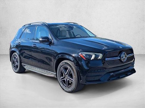 Used 2022 Mercedes-Benz GLE 350 4MATIC image 3