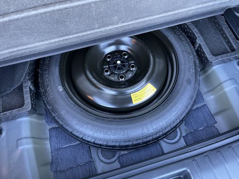 Used 2024 Hyundai Tucson Limited image 46