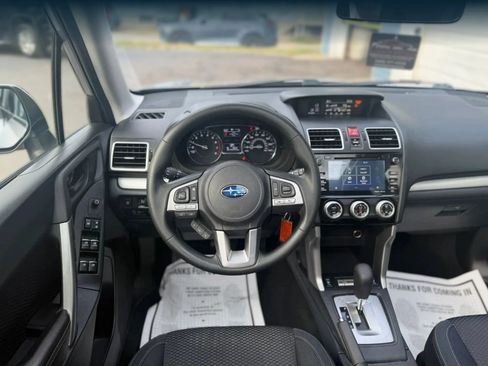 Used 2018 Subaru Forester 2.5i Premium AWD/4WD image 17