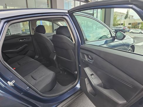 Used 2023 Honda Accord EX image 15