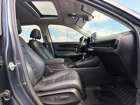 Used 2023 Honda CR-V EX-L image 11