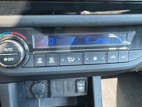 Used 2015 Toyota Corolla S w/ Driver Convenience Package FWD image 21