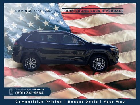 Used 2021 Jeep Cherokee Latitude Lux w/ Comfort/Convenience Group image 4