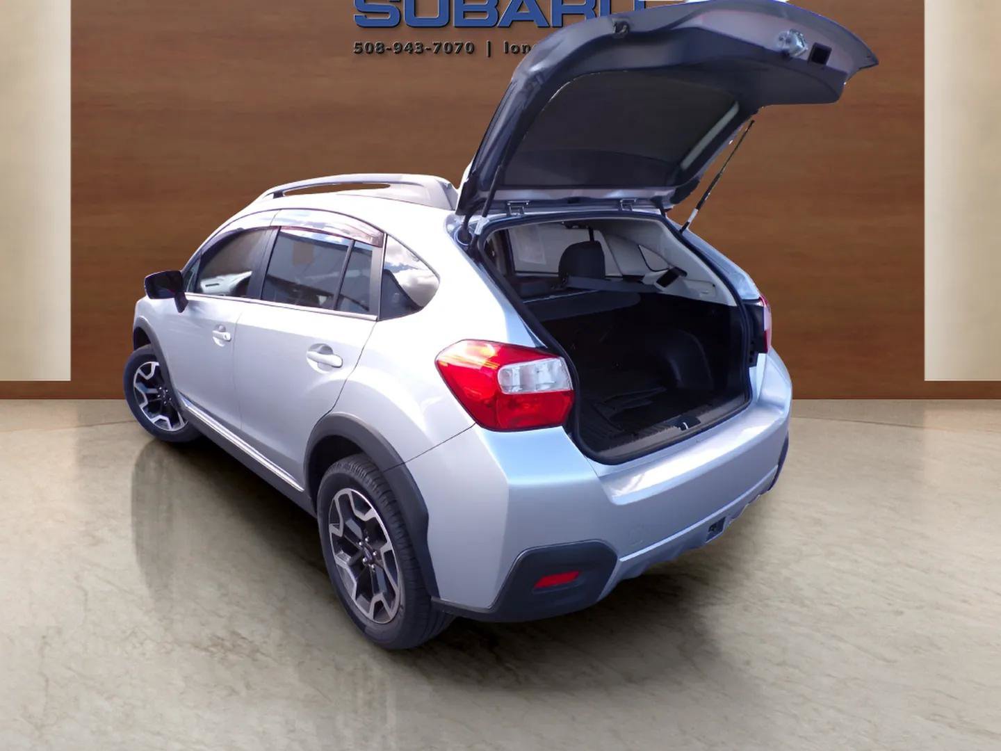 Used 2016 Subaru Crosstrek 2.0i Limited AWD/4WD image 3