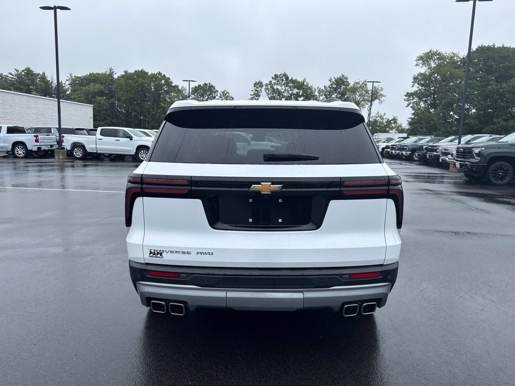 Used 2025 Chevrolet Traverse LT AWD/4WD image 5