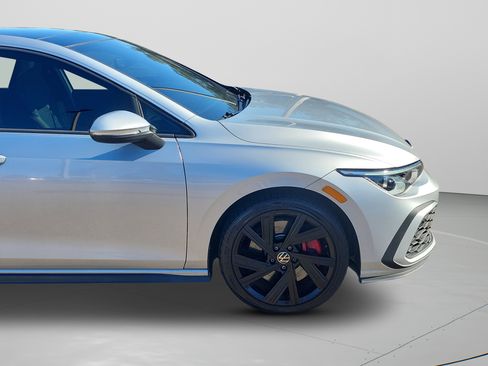 Used 2022 Volkswagen GTI SE w/ SE Leather Package image 28