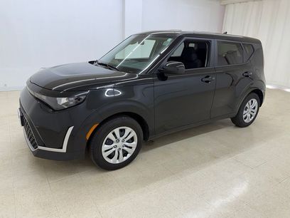 Used 2025 Kia Soul LX