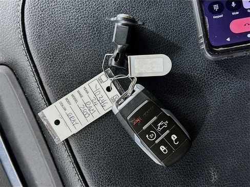 Used 2024 RAM 2500 Laramie image 36