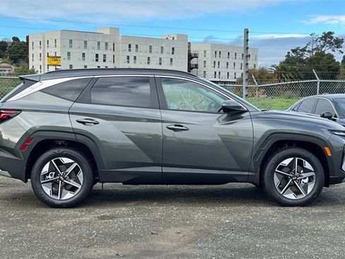 New 2026 Hyundai Tucson SEL image 5