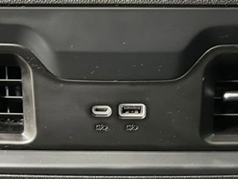 Used 2022 Chevrolet Silverado 1500 RST AWD/4WD image 80