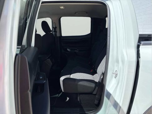 Used 2024 Ford Ranger XLT w/ Trailer Tow Package RWD image 12