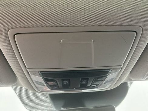 Used 2024 Acura RDX SH-AWD w/ Technology Package image 28