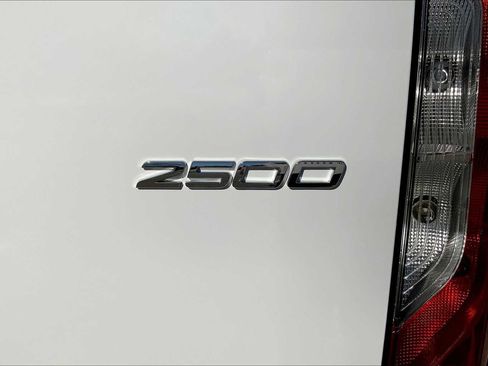 Used 2026 Mercedes-Benz Sprinter 2500 image 20