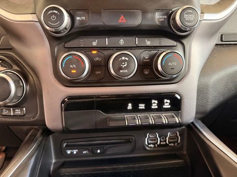 Used 2019 RAM 1500 Big Horn AWD/4WD image 27