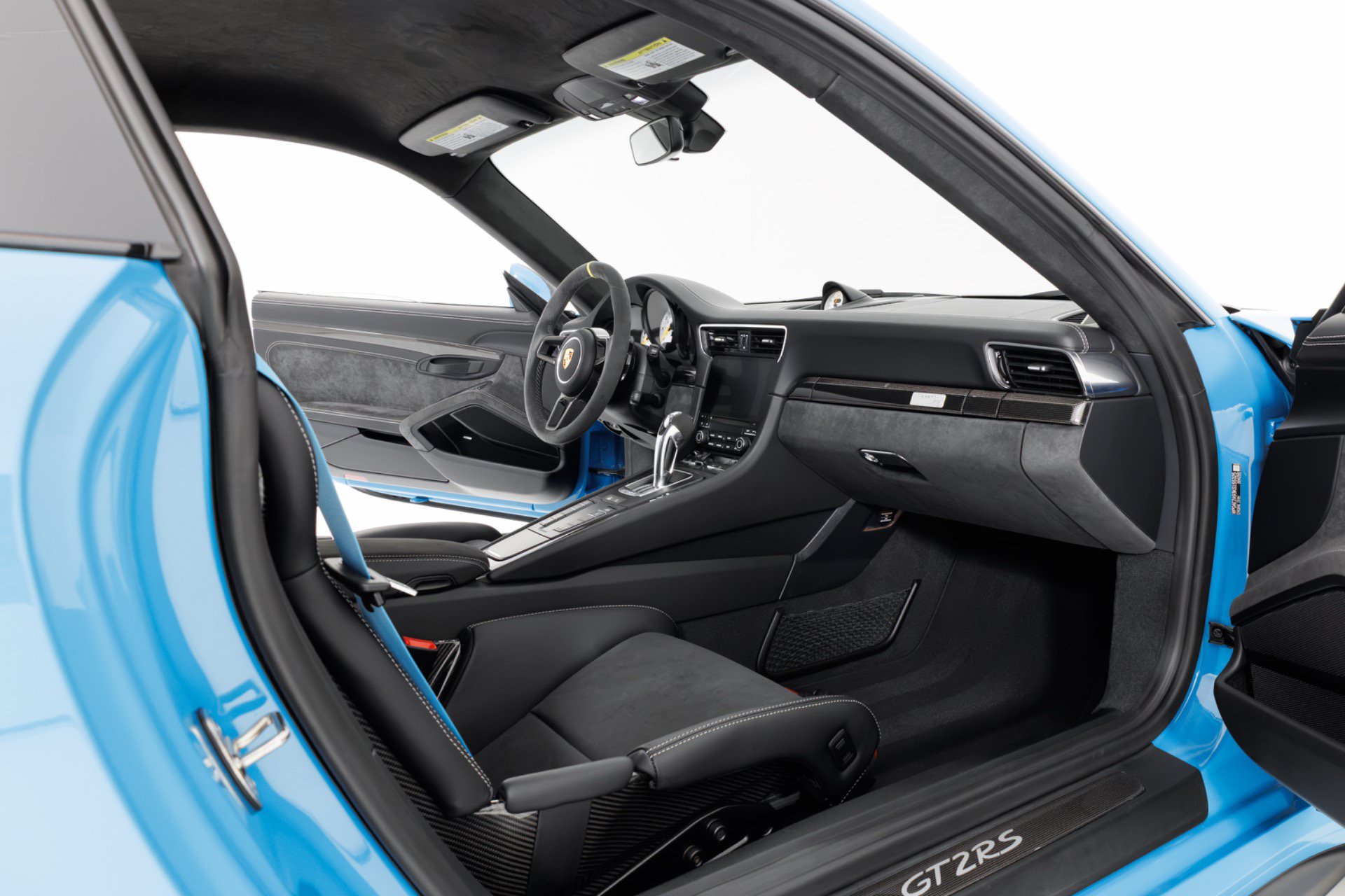 Used 2019 Porsche 911 GT2 RS RWD image 35