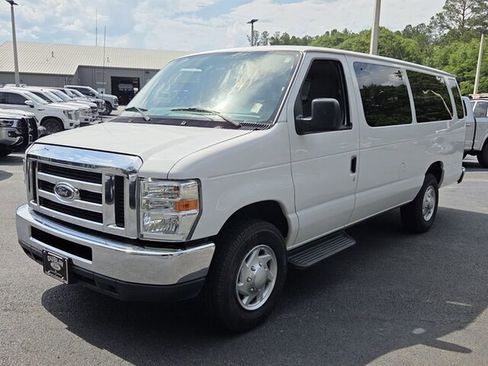 Used 2012 Ford E-350 and Econoline 350 XLT RWD image 3