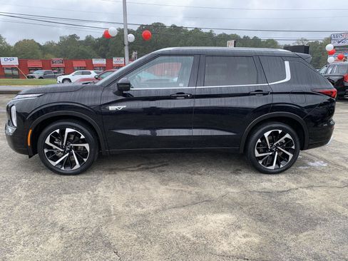 Used 2023 Mitsubishi Outlander SEL image 8
