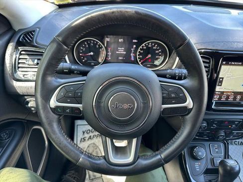 Certified 2018 Jeep Compass Limited w/ Navigation Group AWD/4WD image 2
