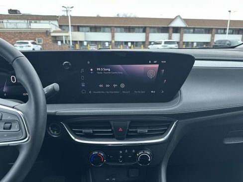 Used 2024 Buick Encore GX Preferred image 39