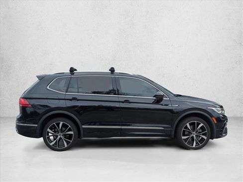 Used 2024 Volkswagen Tiguan SEL R-Line AWD/4WD image 3