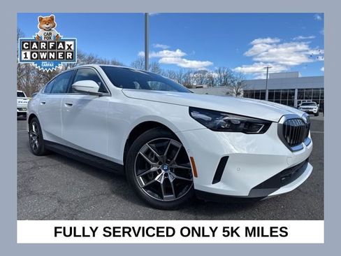 Used 2024 BMW i5 eDrive40i w/ M Sport Package image 1