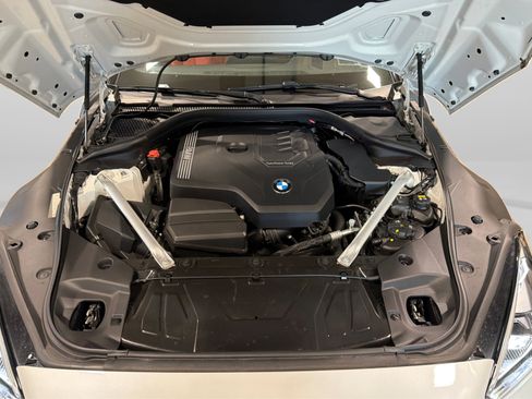 Used 2022 BMW Z4 sDrive30i w/ Premium Package 2 RWD image 11