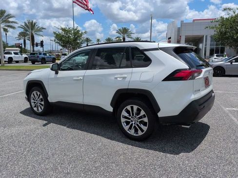 Certified 2021 Toyota RAV4 XLE Premium FWD image 6