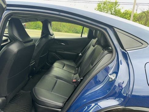 Used 2024 Toyota Prius XLE AWD/4WD image 10