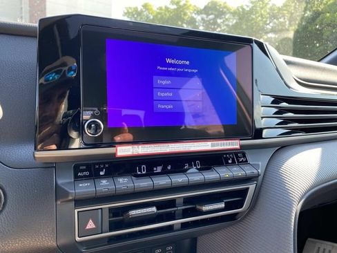 New 2026 Toyota Camry SE AWD/4WD image 8