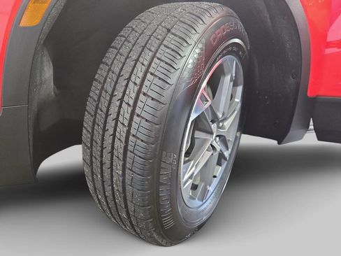 Used 2025 Chevrolet Blazer LT AWD/4WD image 34