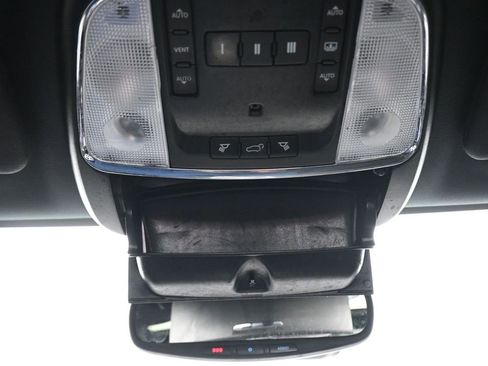 Used 2018 Jeep Grand Cherokee High Altitude image 23