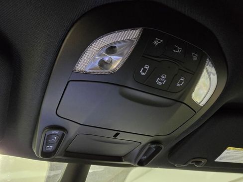 New 2026 Chrysler Pacifica Limited w/ S Appearance Package AWD/4WD image 25