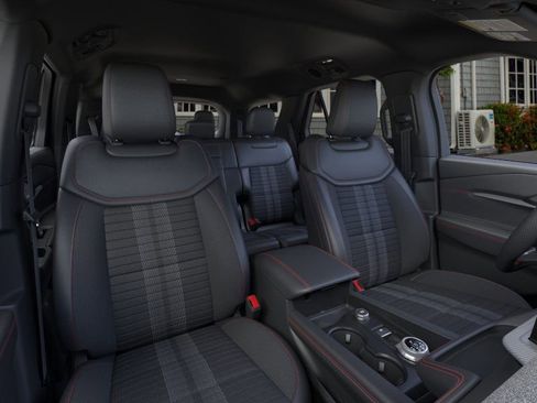 New 2026 Ford Explorer ST-Line image 10