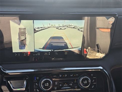 Used 2025 GMC Sierra 1500 AT4 w/ AT4 Premium Package image 23